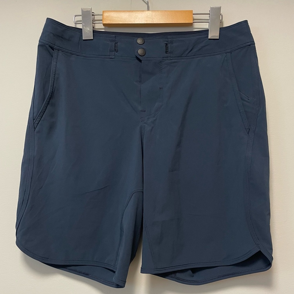 Men’s lululemon shorts
